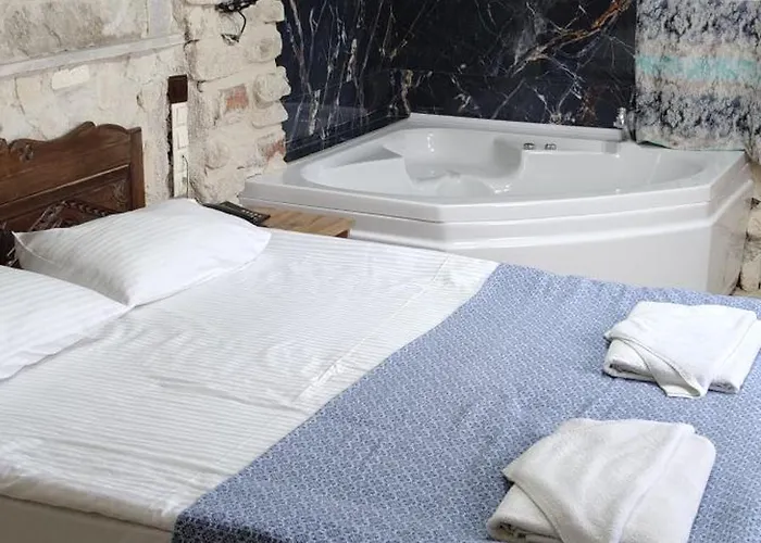 民宿 Aysultan Stone House 乌奇希萨尔